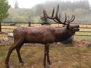 s-n-008-elk-sculpture-3